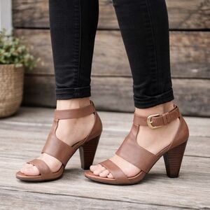 Me Too NEW Dixie Modern Rustic Boho Leather Cone Heel Comfort Sandals 7M